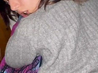 Развел на анал 18 летнюю квартирантку с тампоном в пизде